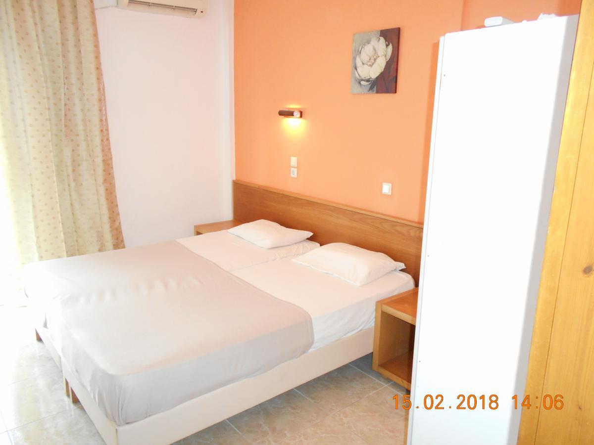 Doukas Hotell Skala Rachoni  Eksteriør bilde